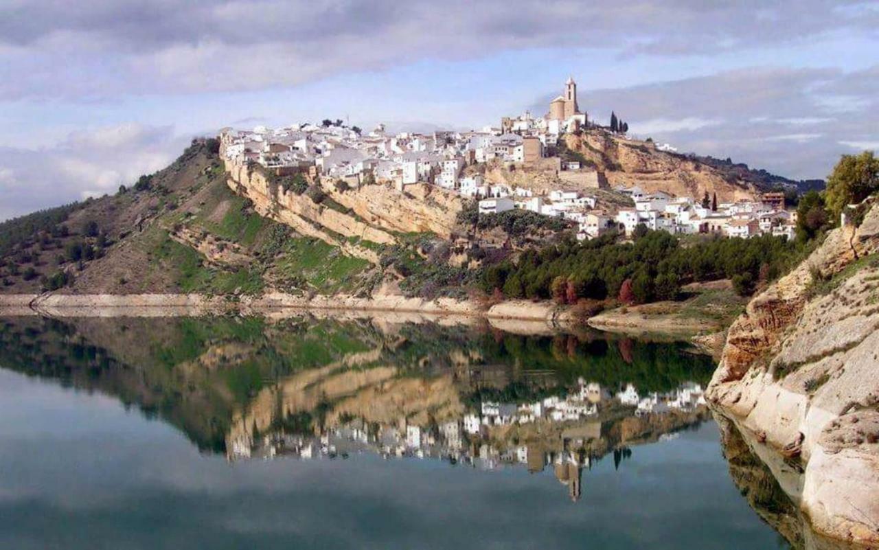 Cortijo De La Cruz Villa Iznajar Ngoại thất bức ảnh