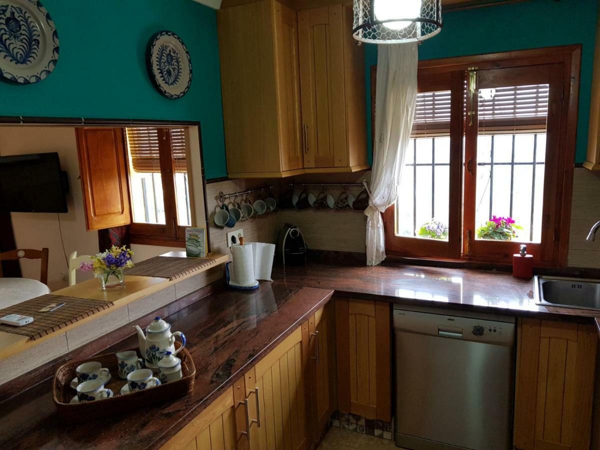 Cortijo De La Cruz Villa Iznajar Ngoại thất bức ảnh